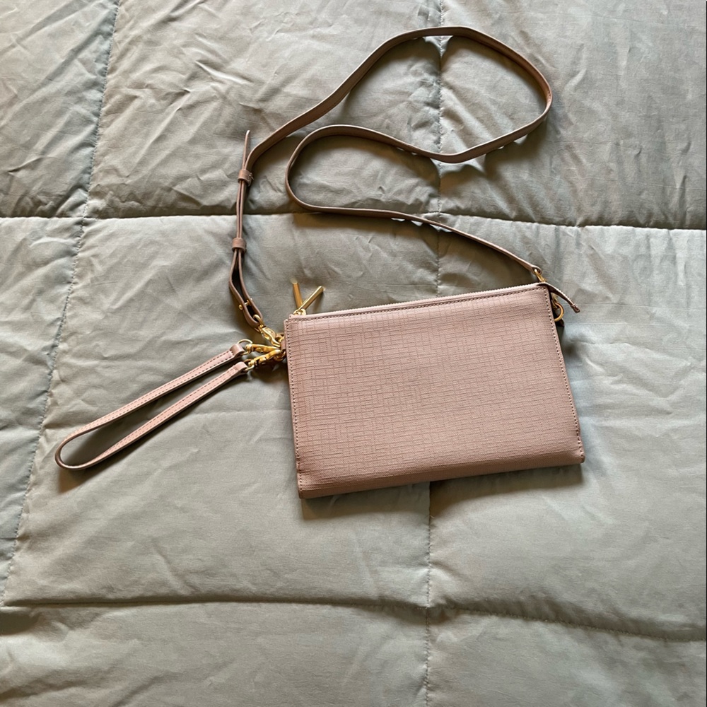Dagne Dover Blush Pink Crossbody Wristlet